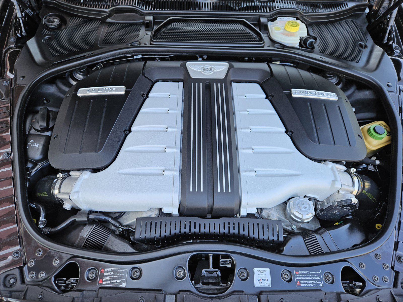 Used 2016 Bentley Continental GT image 11