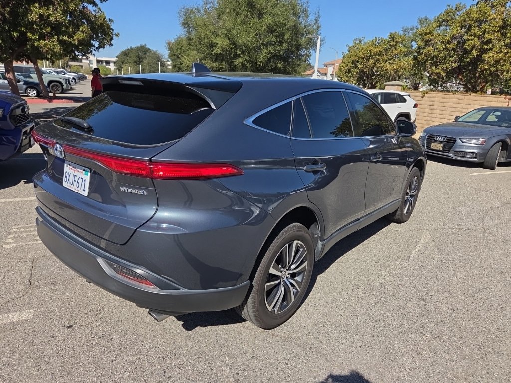 Used 2021 Toyota Venza LE w/ Carpet Mat Package (TMS) AWD/4WD image 5