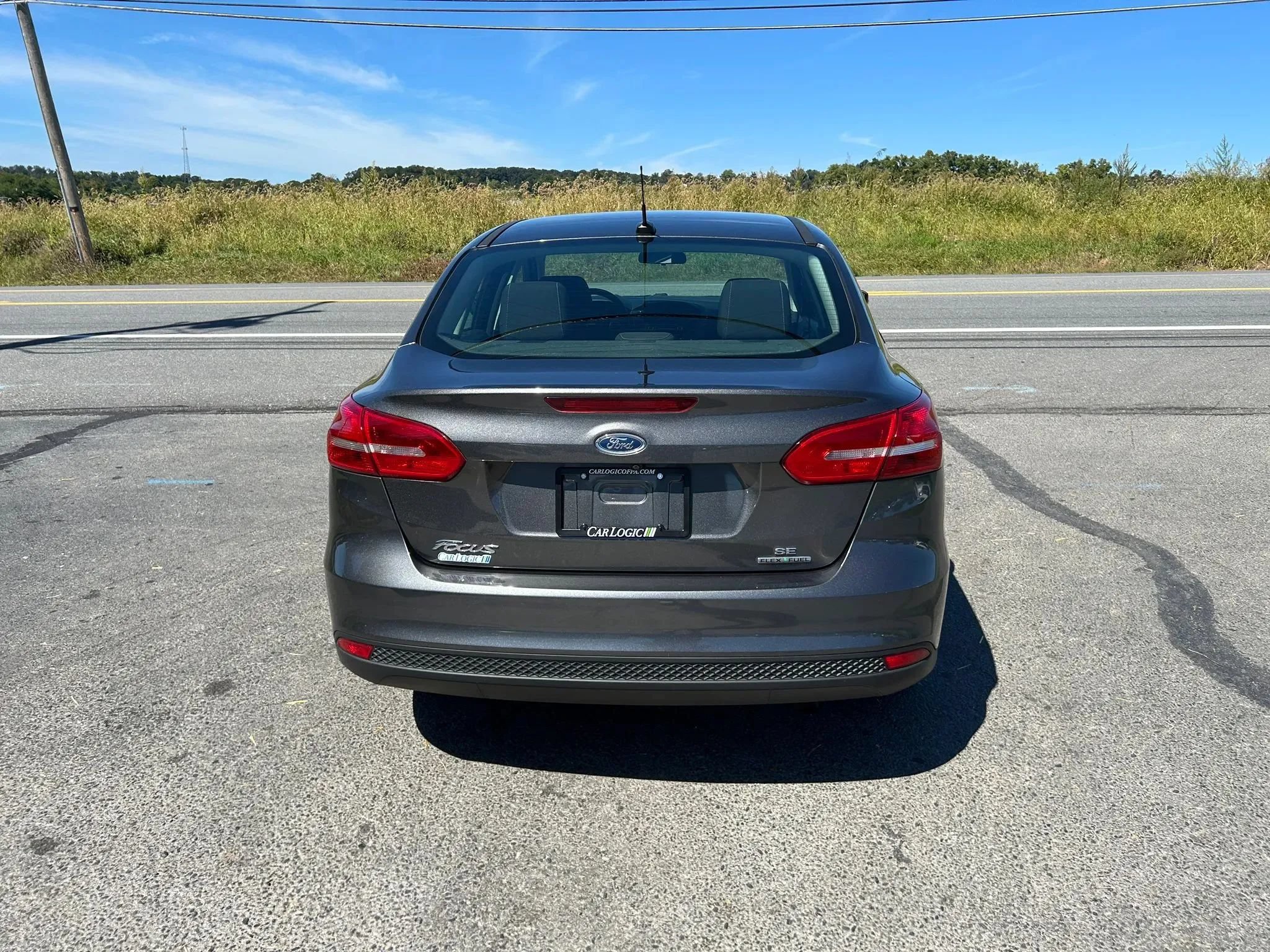 Used 2015 Ford Focus SE FWD image 8