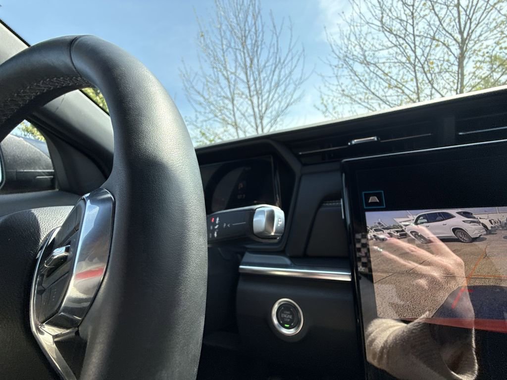 Certified 2025 GMC Terrain Elevation w/ Elevation Premium Package image 22