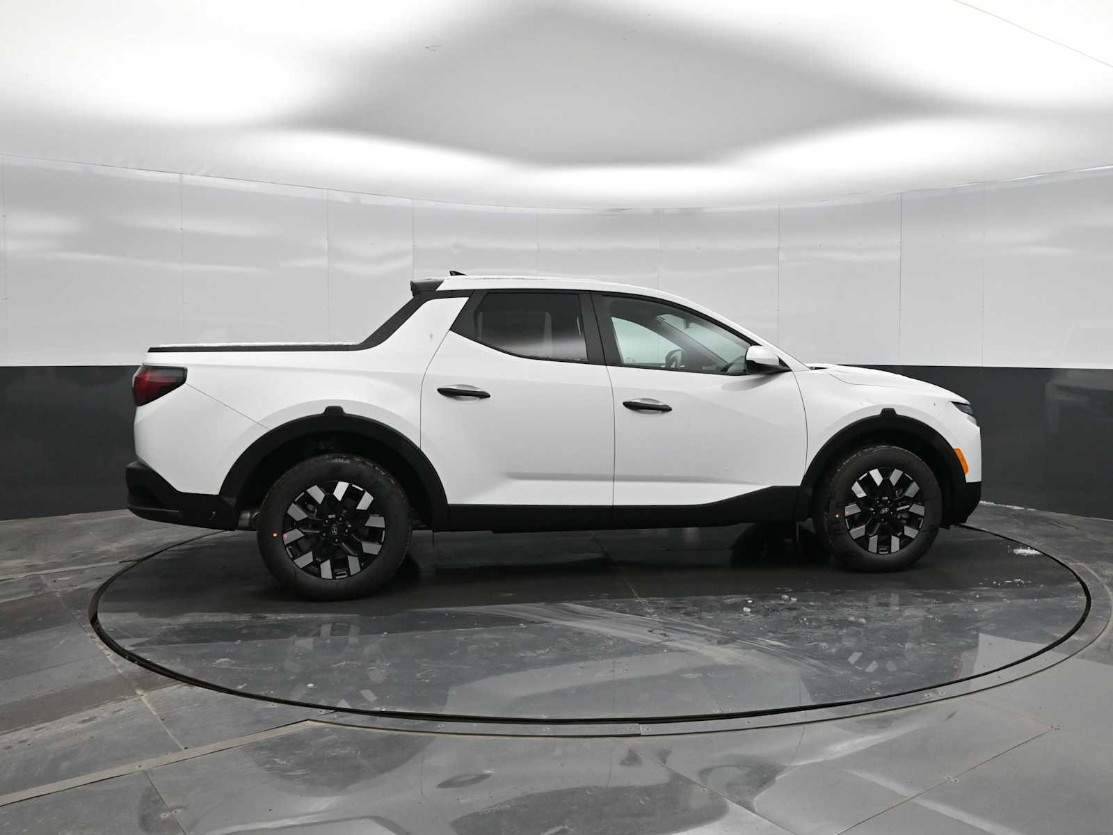 New 2026 Hyundai Santa Cruz SE image 9