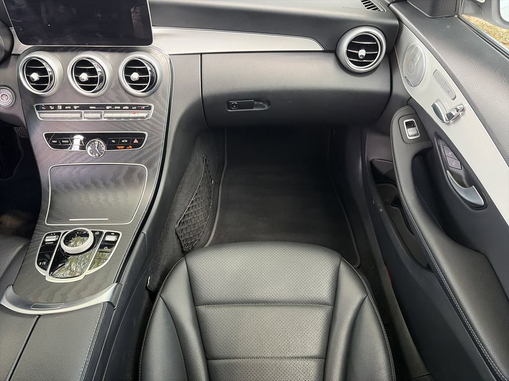 Used 2021 Mercedes-Benz C 300 Sedan w/ Premium Package image 17