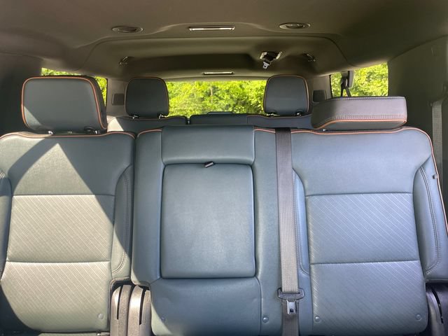 Certified 2025 GMC Yukon XL AT4 w/ LPO, Floor Liner Package AWD/4WD image 40