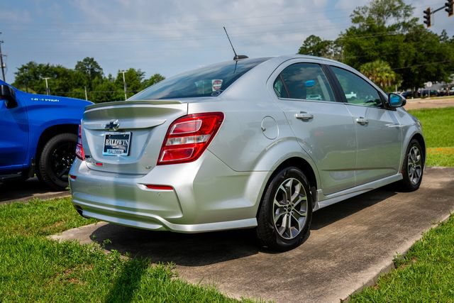 Used 2018 Chevrolet Sonic LT w/ Convenience Package FWD image 18