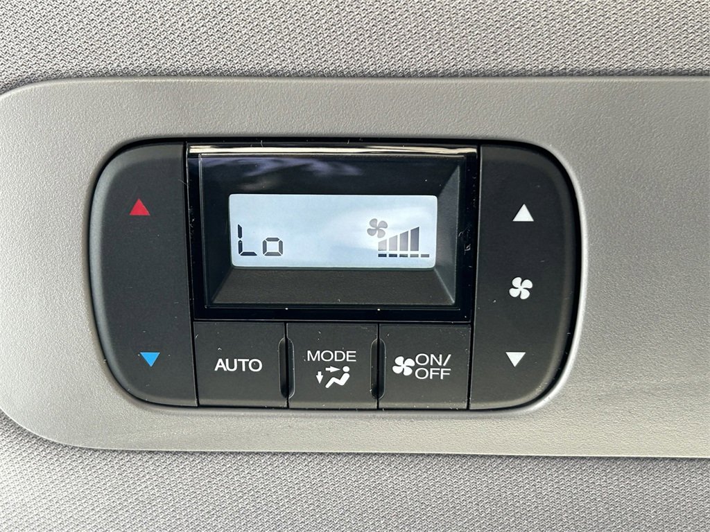 Used 2024 Honda Odyssey EX-L image 17