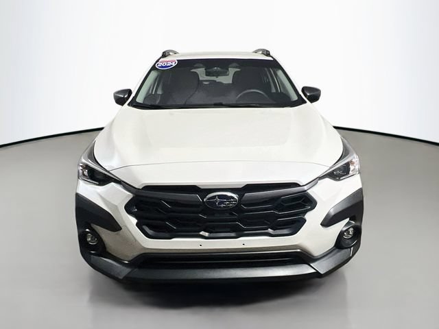 Used 2024 Subaru Crosstrek 2.0i Premium AWD/4WD image 2