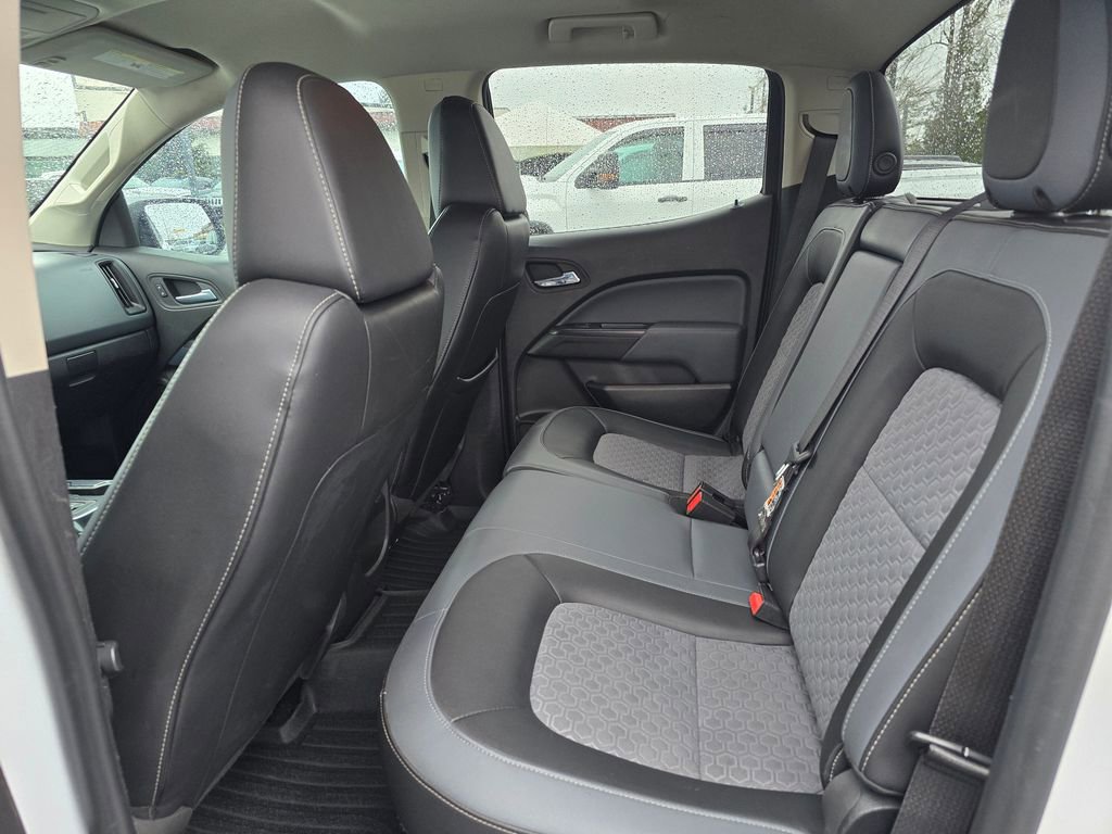 Used 2015 Chevrolet Colorado Z71 AWD/4WD image 16