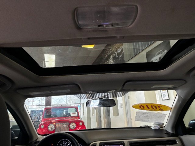 Used 2016 Honda HR-V EX image 32