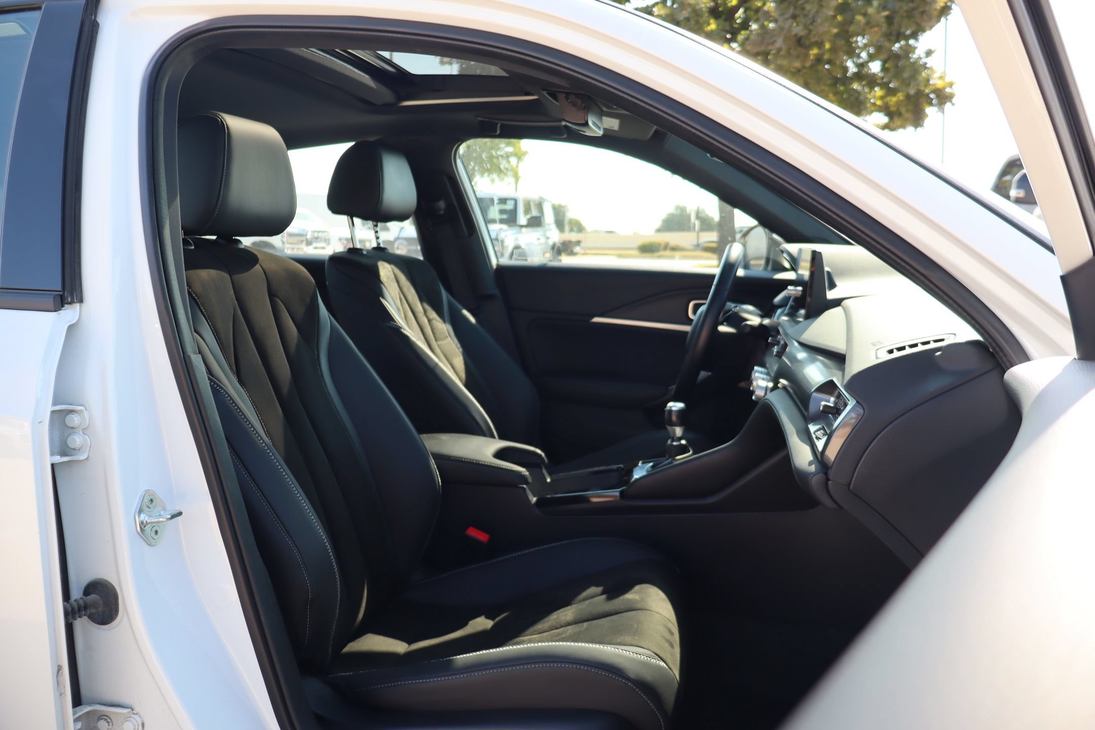 Used 2024 Acura Integra A-Spec w/ Technology Package FWD image 31