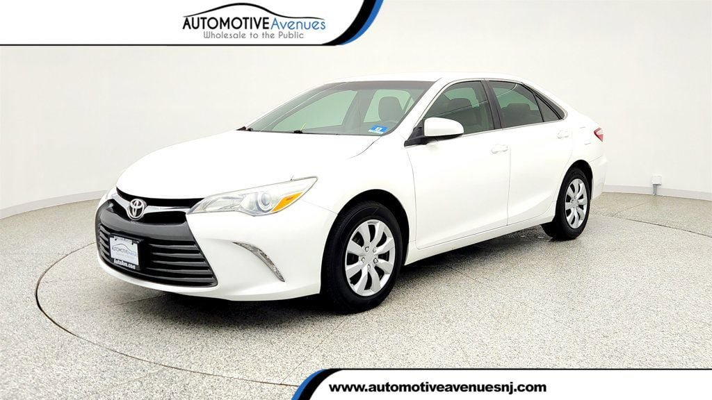 Used 2015 Toyota Camry LE