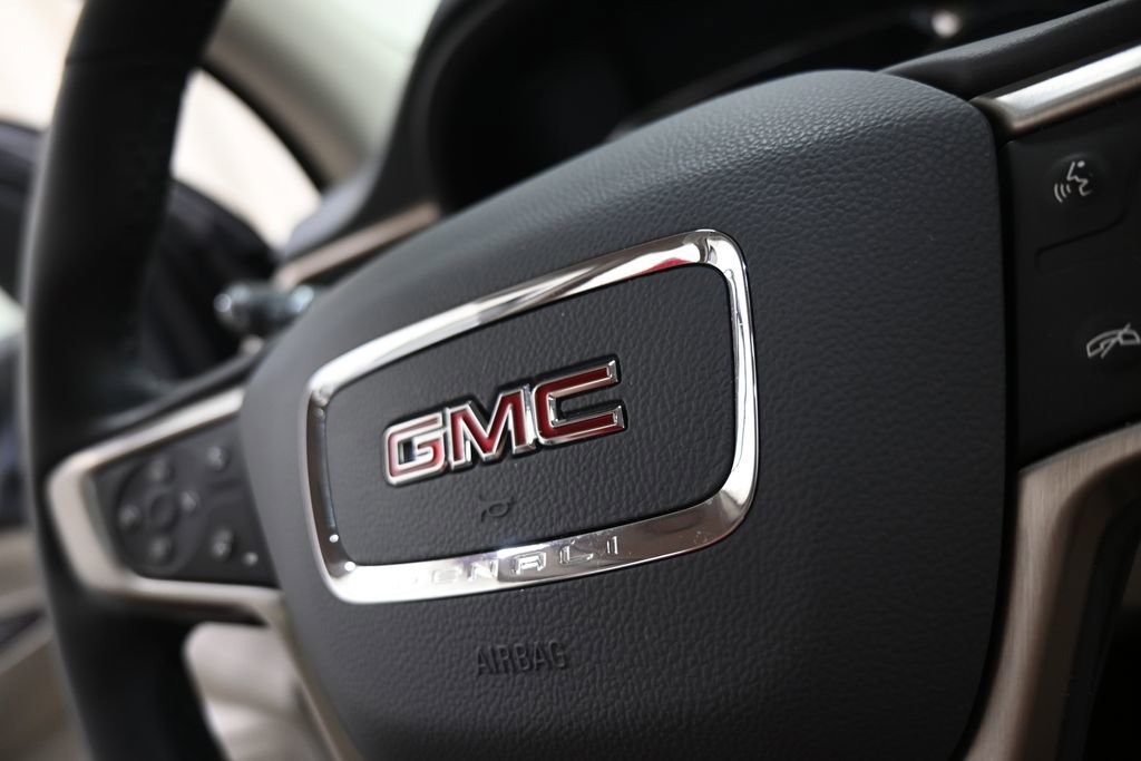 Used 2023 GMC Acadia Denali w/ Denali Technology Package image 37