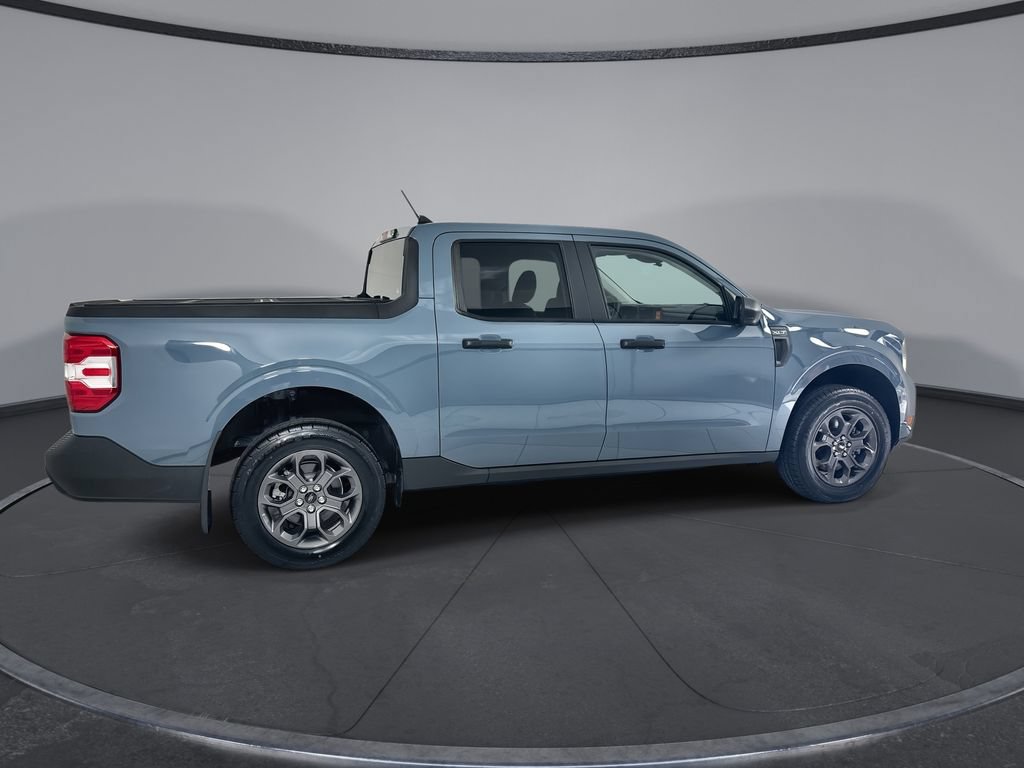 Used 2023 Ford Maverick XLT FWD image 9