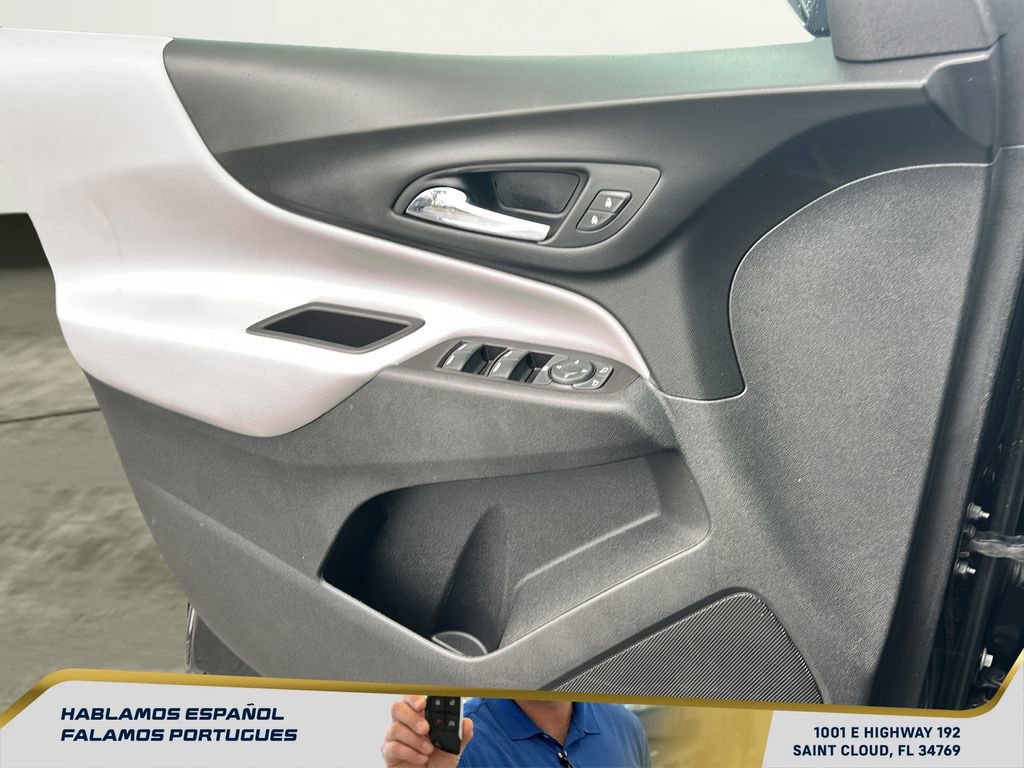 Used 2020 Chevrolet Equinox LS FWD image 12
