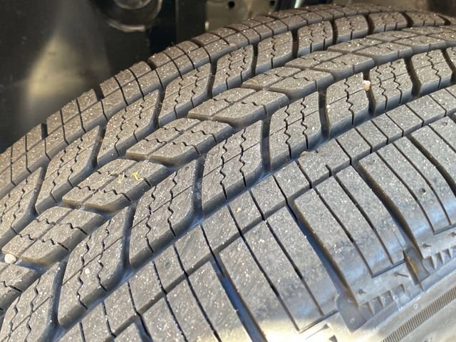 New 2026 Nissan Kicks SR w/ Cold Weather Package image 32