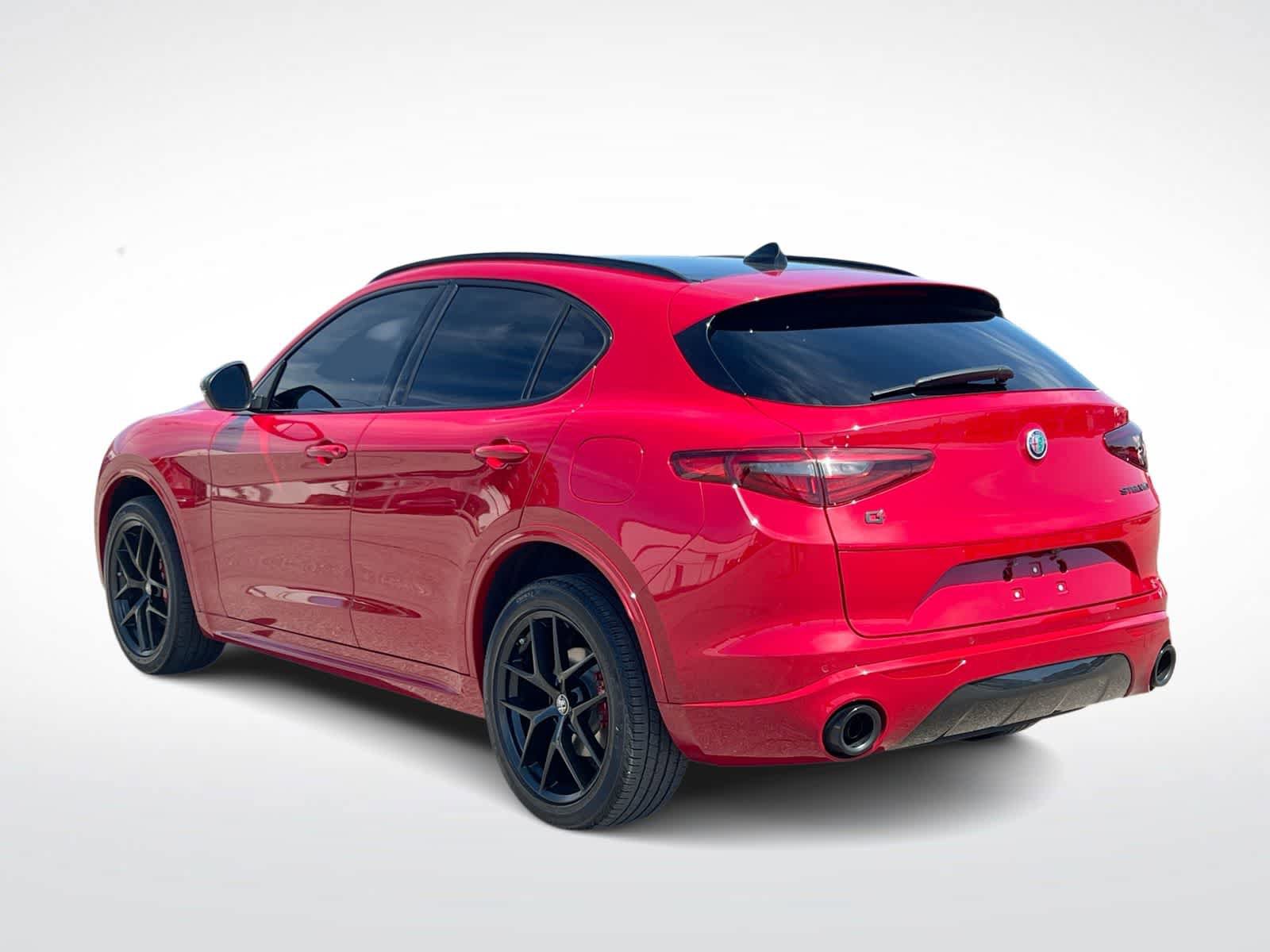 Used 2020 Alfa Romeo Stelvio Sport w/ Quick Order Package 22J Sport AWD/4WD image 6