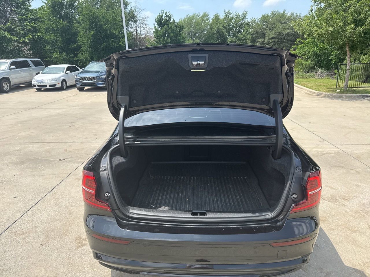 Certified 2023 Volvo S60 B5 Plus w/ Climate Package FWD image 8