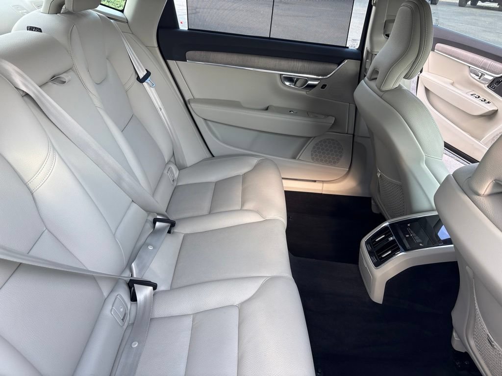 Certified 2023 Volvo S90 B6 Plus AWD/4WD image 35