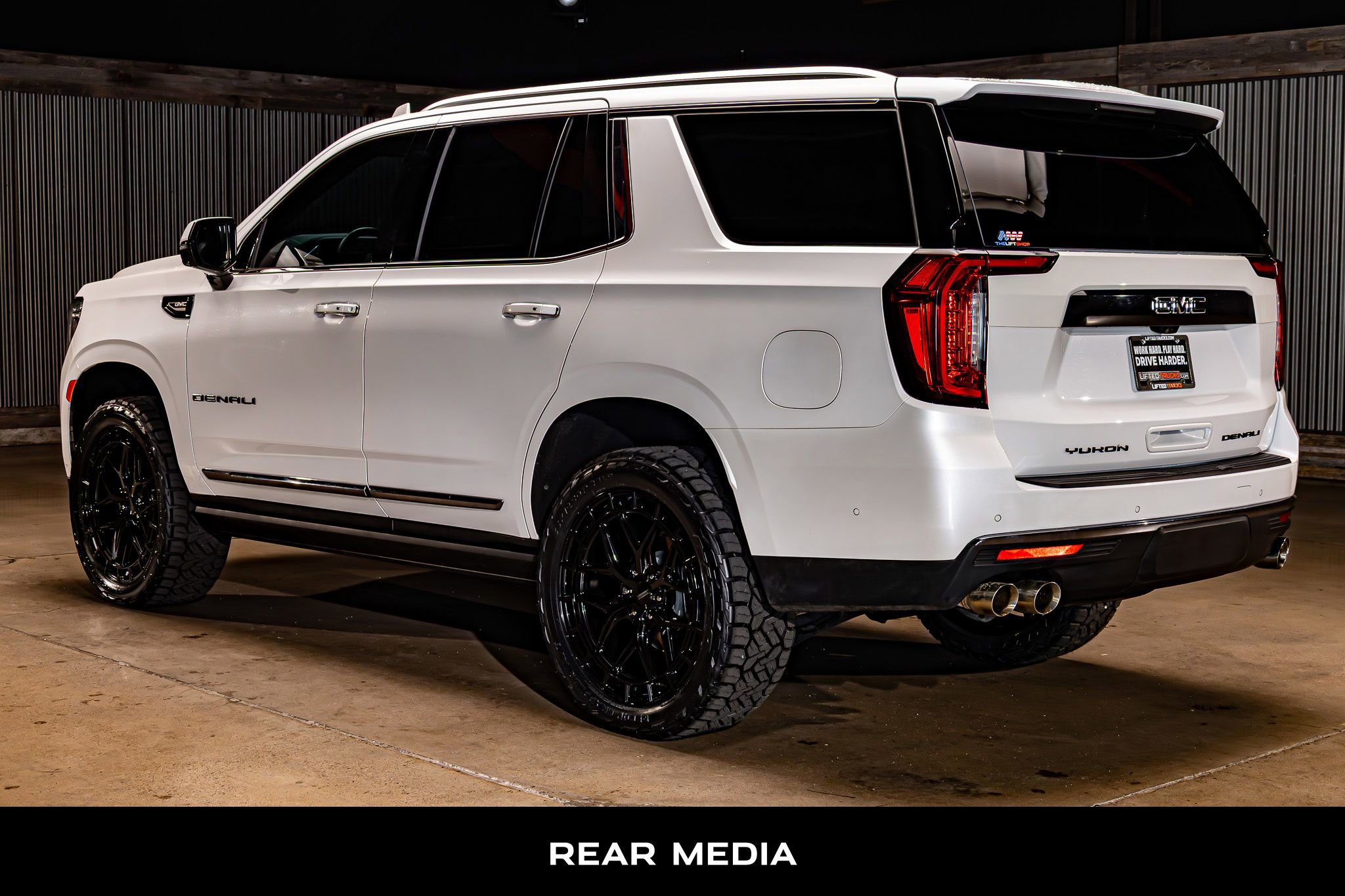 Used 2024 GMC Yukon Denali Ultimate image 7