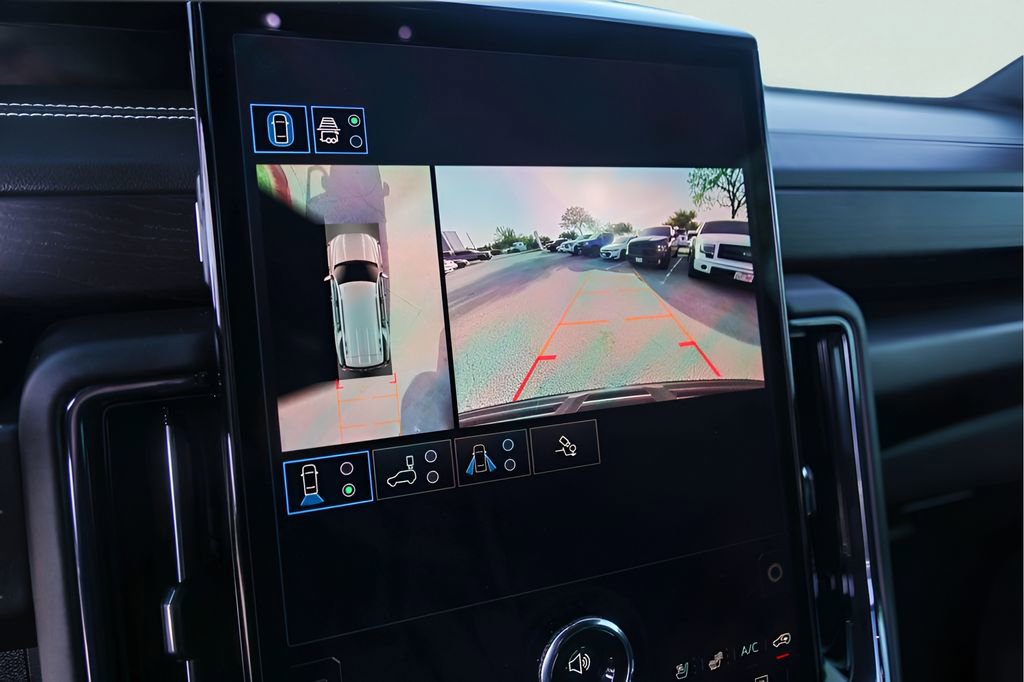 Certified 2025 GMC Yukon AT4 Ultimate image 20