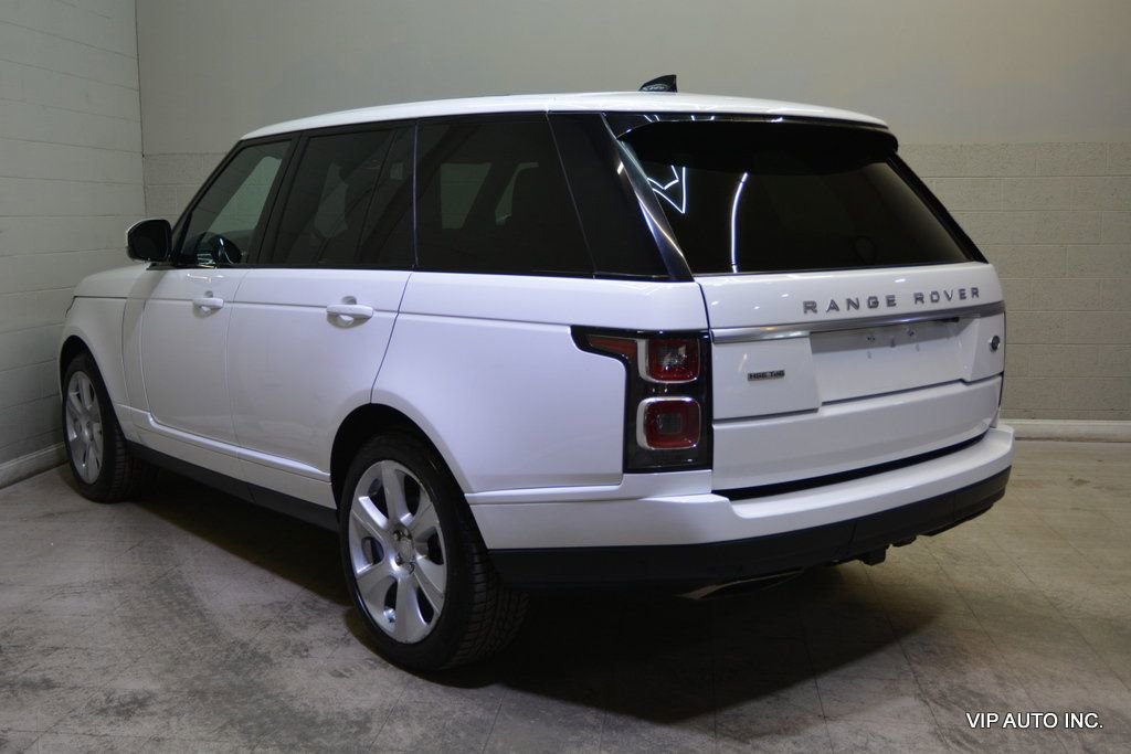 Used 2018 Land Rover Range Rover HSE image 3