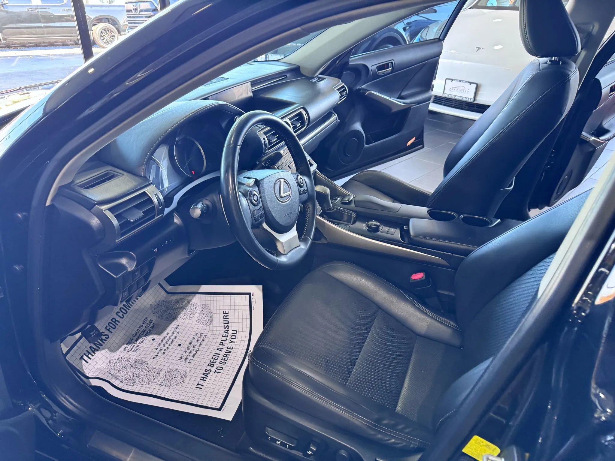 Used 2014 Lexus IS 250 AWD image 9