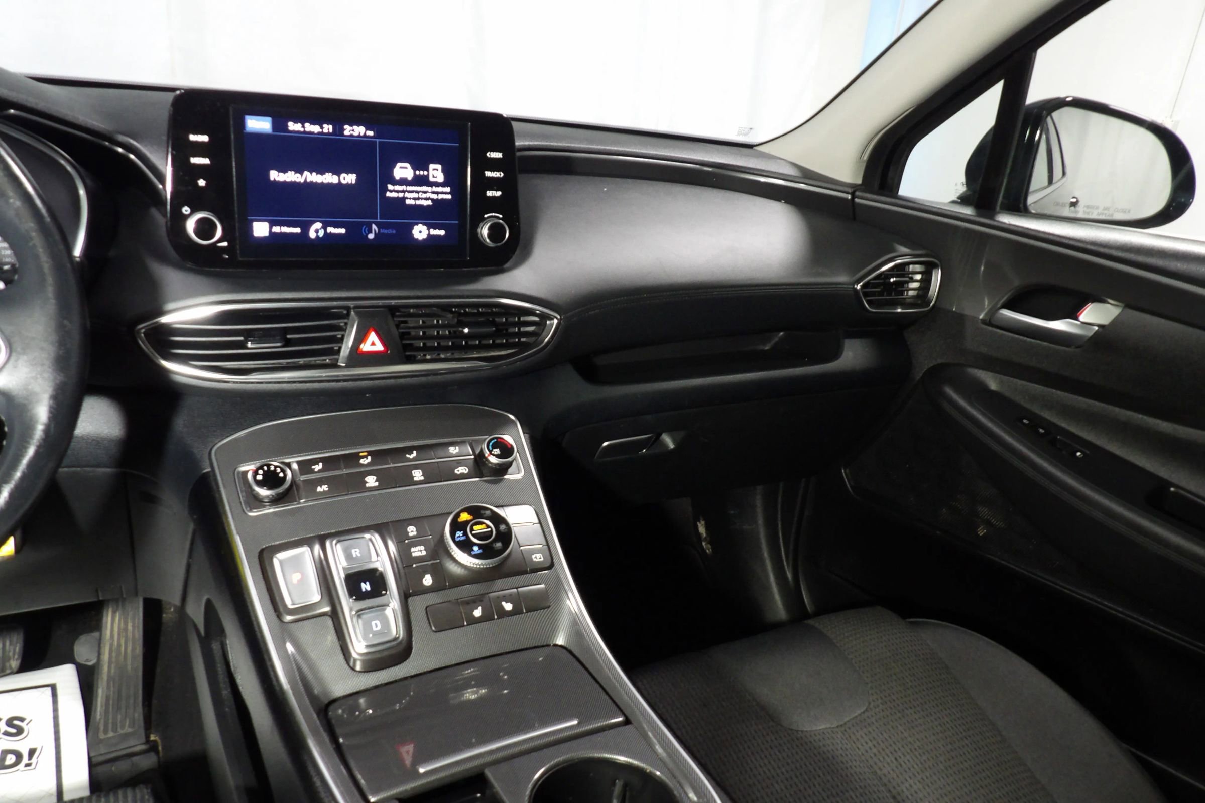 Used 2021 Hyundai Santa Fe SEL AWD/4WD image 12