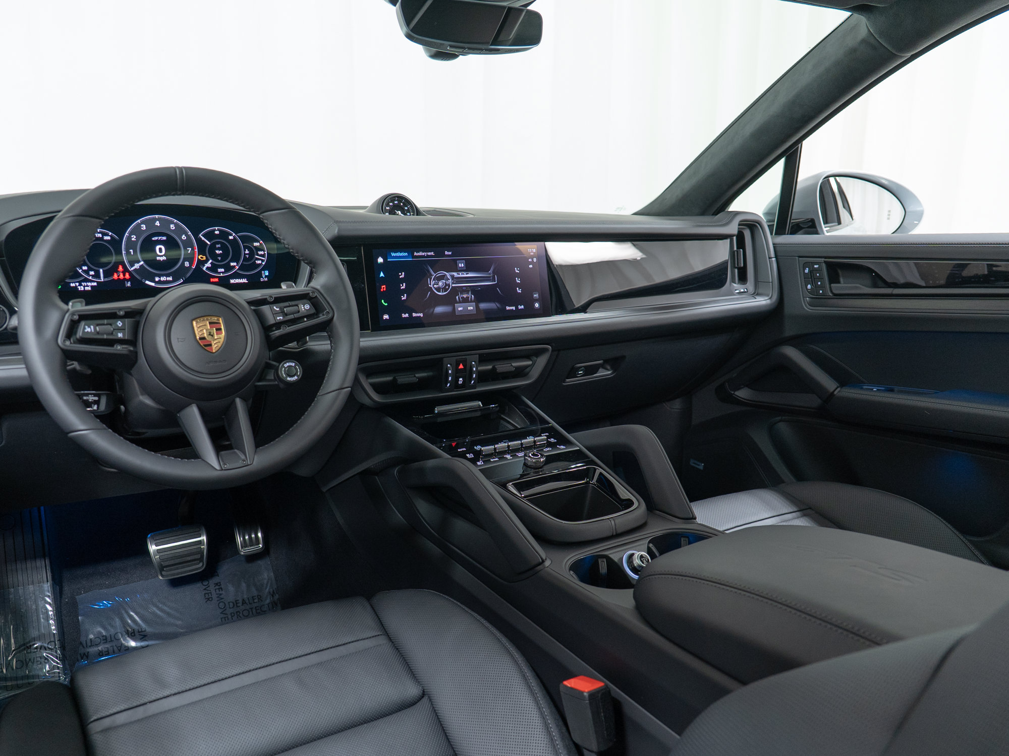 New 2026 Porsche Cayenne GTS AWD/4WD image 22