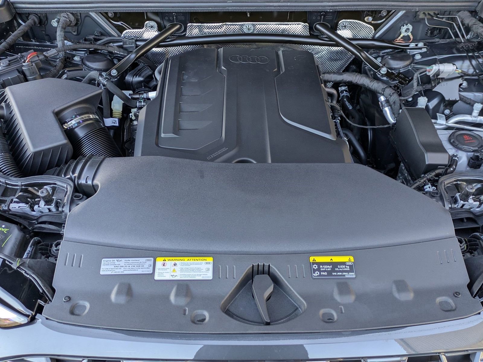 Used 2025 Audi Q5 Premium w/ Convenience Package image 23