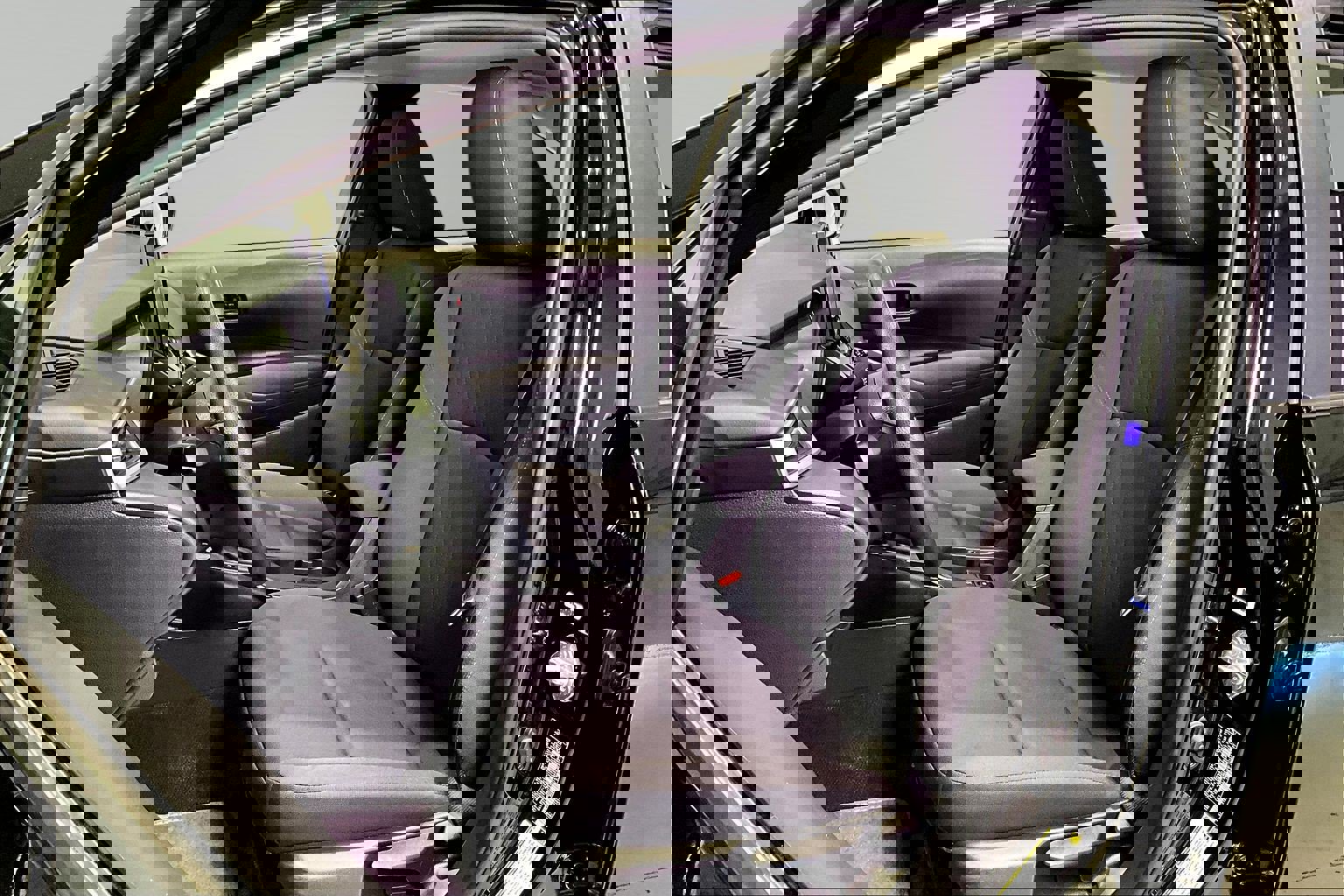 Used 2023 Toyota Corolla LE image 20