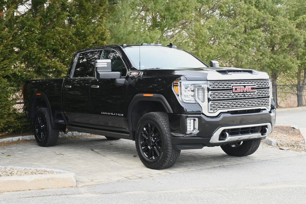 Used 2023 GMC Sierra 2500 Denali w/ Denali Black Diamond Edition image 9