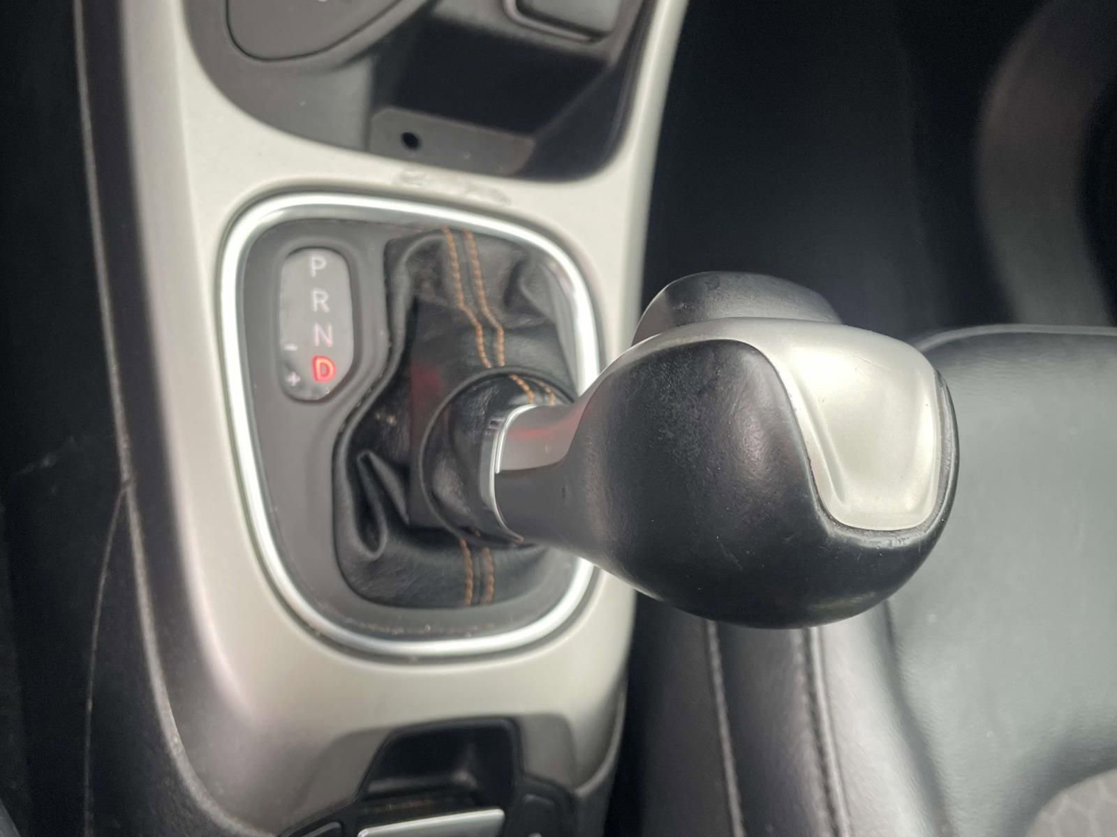 Used 2017 Jeep Compass Latitude w/ Popular Equipment Group AWD/4WD image 21