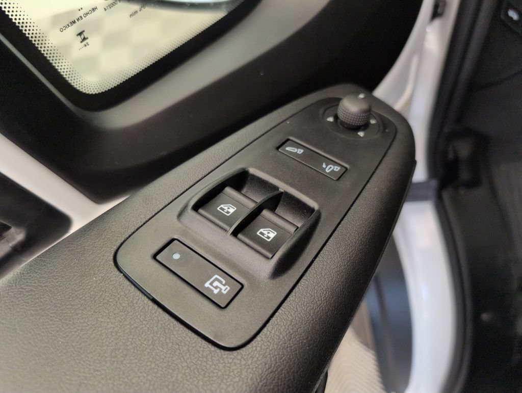Used 2025 RAM ProMaster 2500 w/ Convenience Group FWD image 34