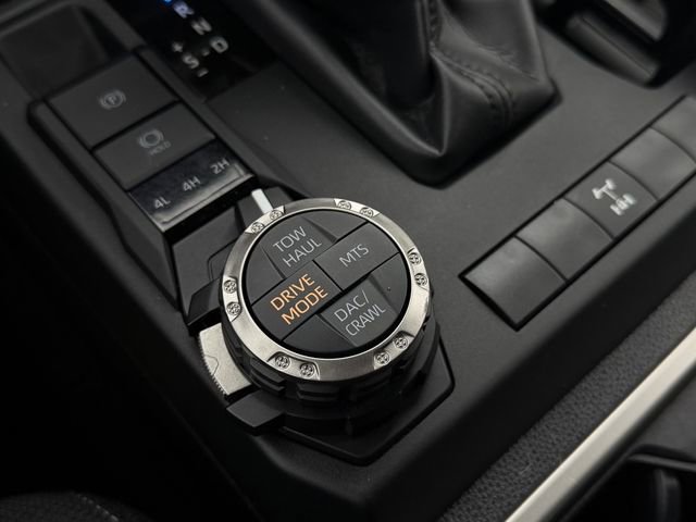 Used 2025 Toyota 4Runner TRD Off-Road AWD/4WD image 18