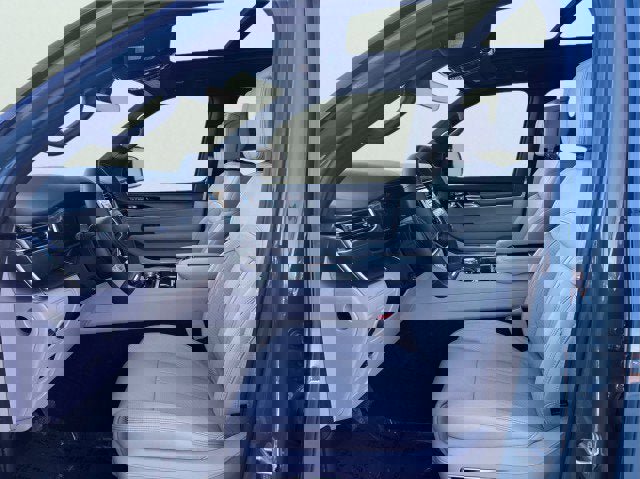 New 2026 Jeep Grand Wagoneer L Summit image 11