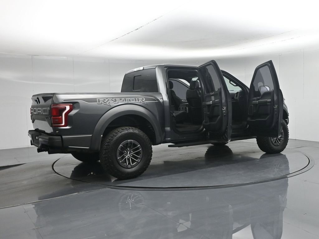Used 2019 Ford F150 Raptor w/ Equipment Group 802A Luxury AWD/4WD image 5