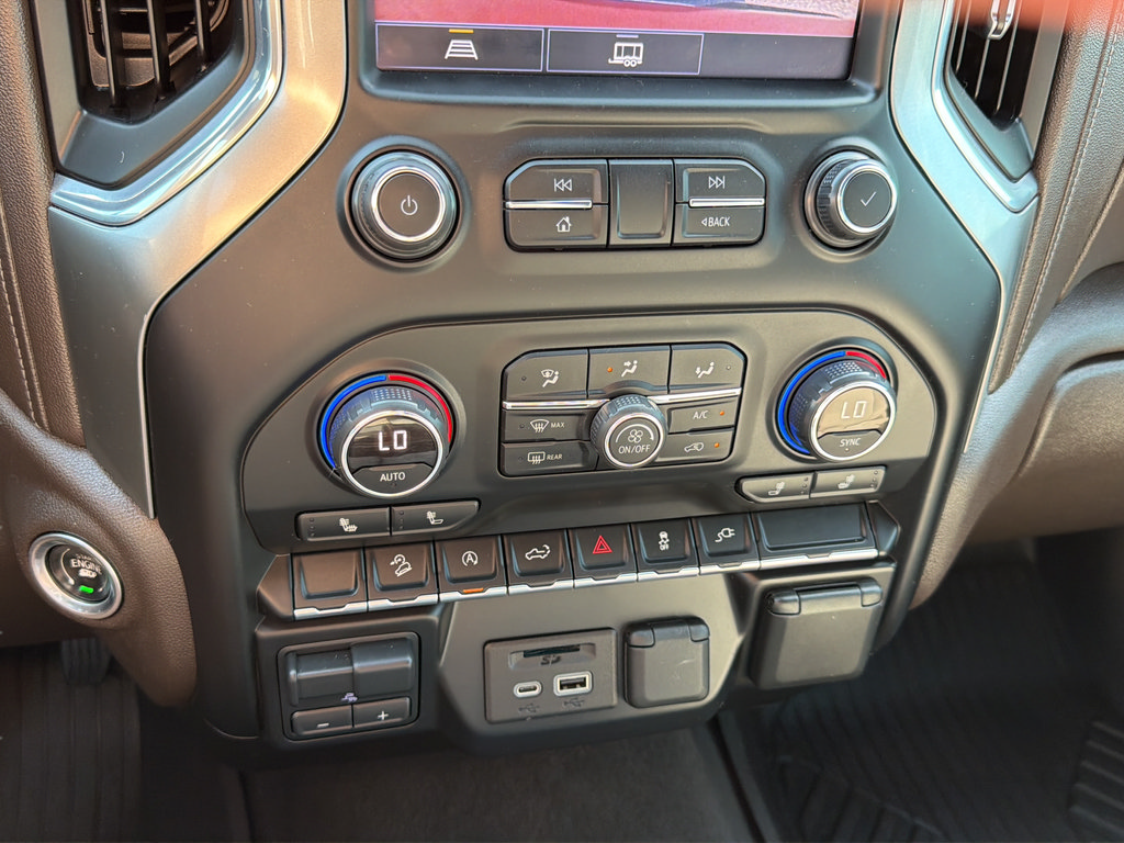 Used 2021 Chevrolet Silverado 1500 LT w/ Texas Edition Plus AWD/4WD image 27