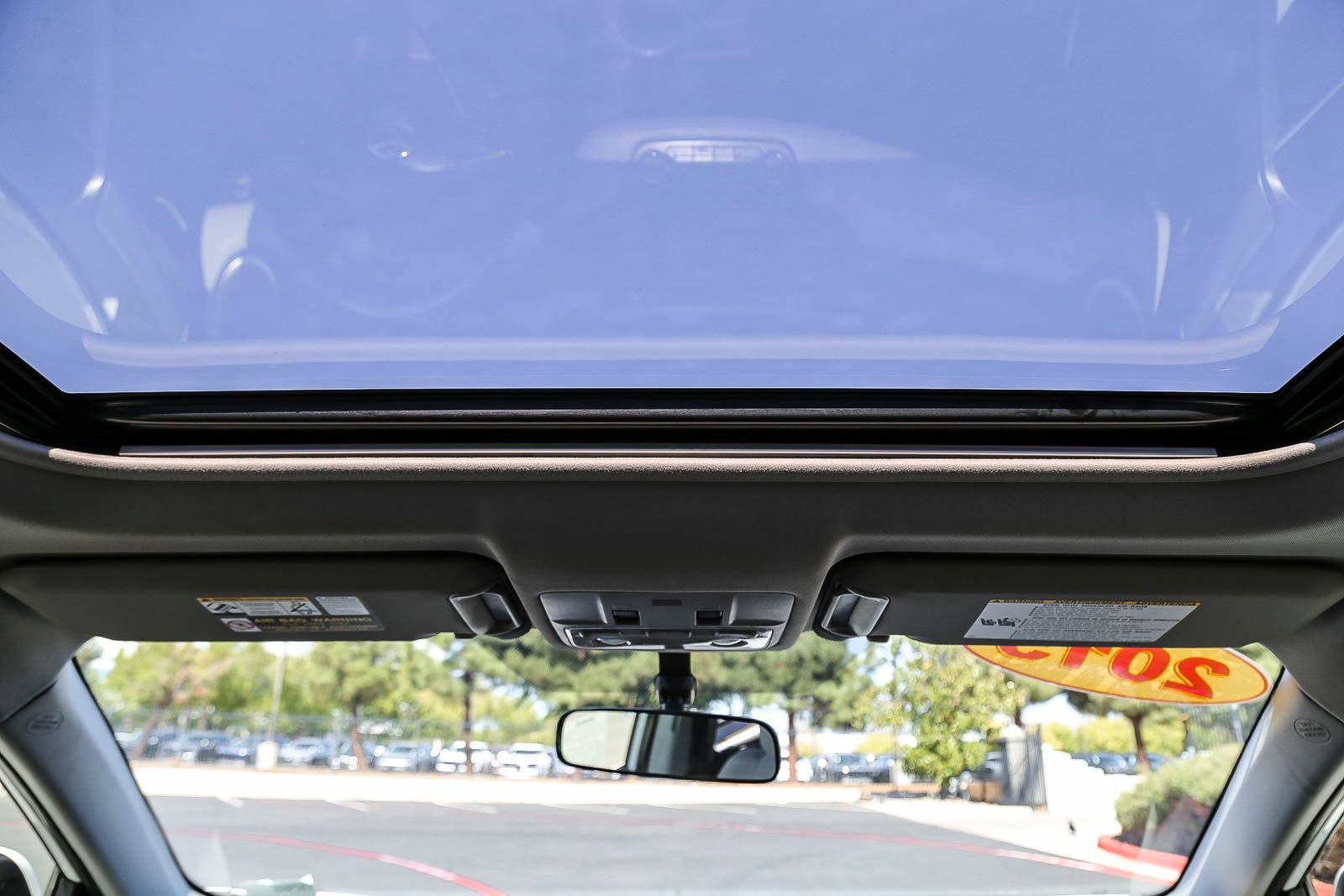 Used 2015 Toyota RAV4 XLE FWD image 20