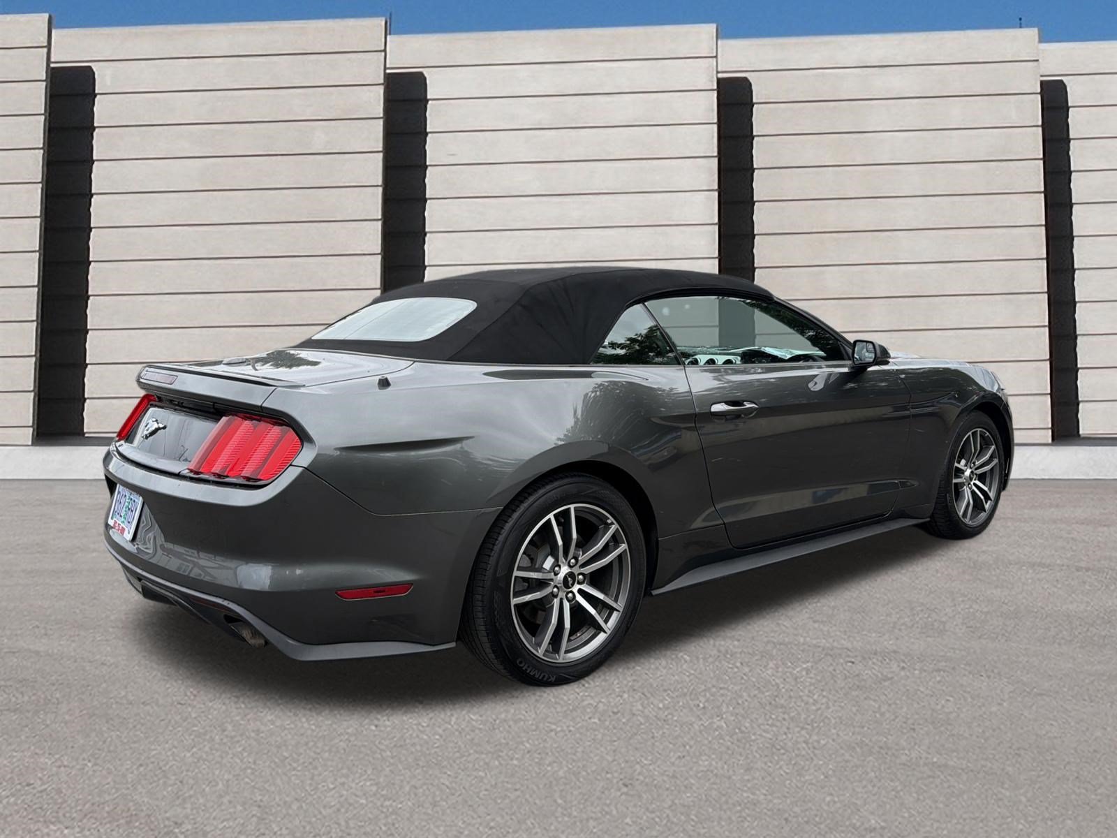 Used 2016 Ford Mustang Premium RWD image 5