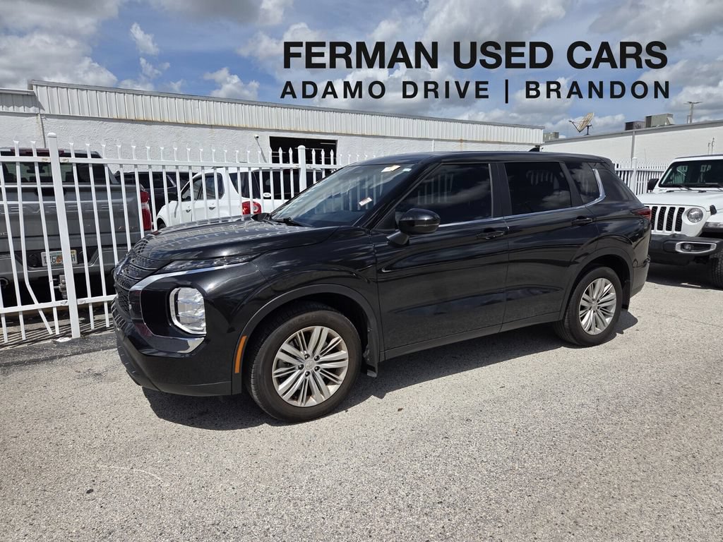 Used 2024 Mitsubishi Outlander ES