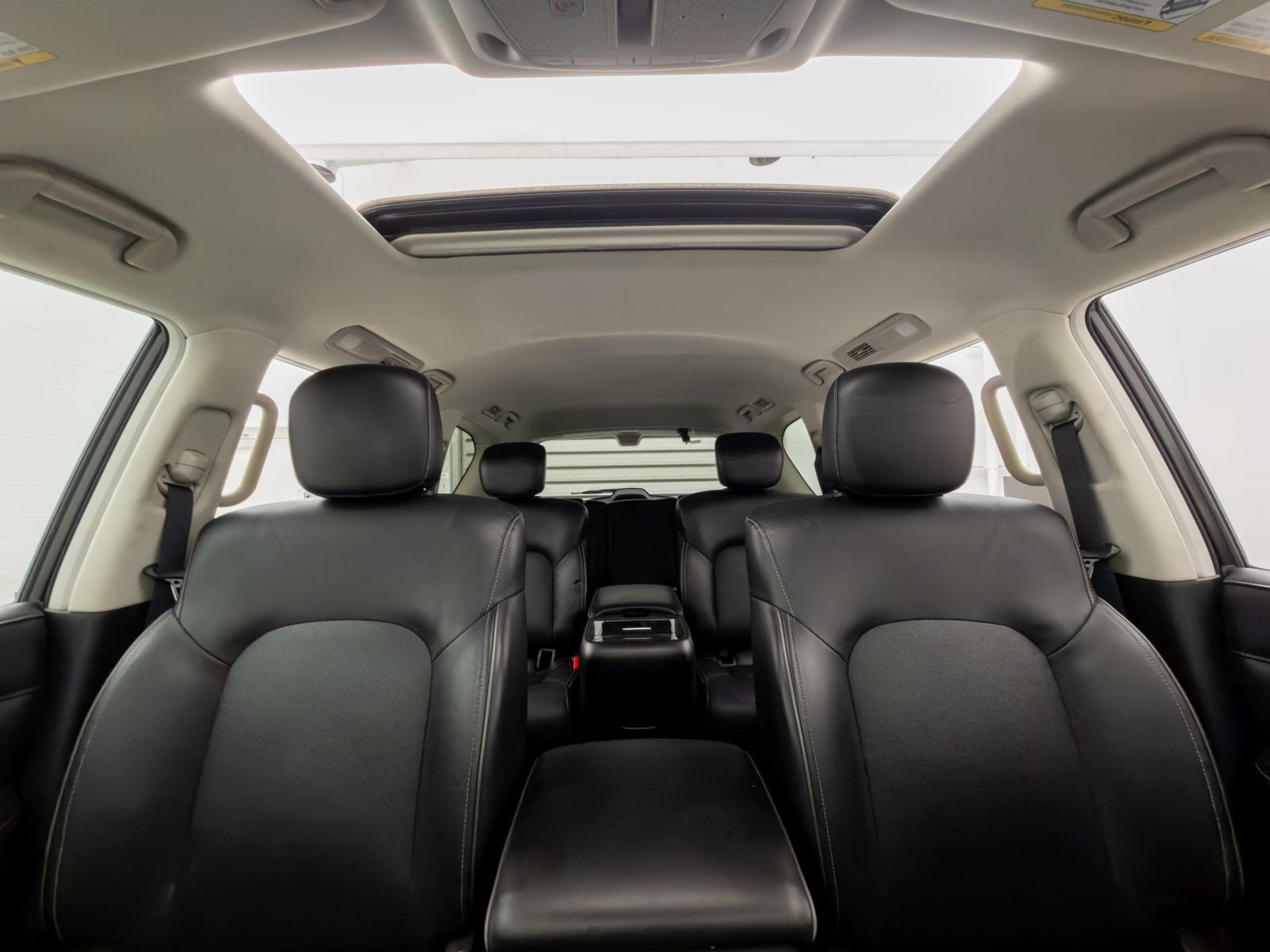 Used 2024 INFINITI QX80 Luxe AWD/4WD image 13