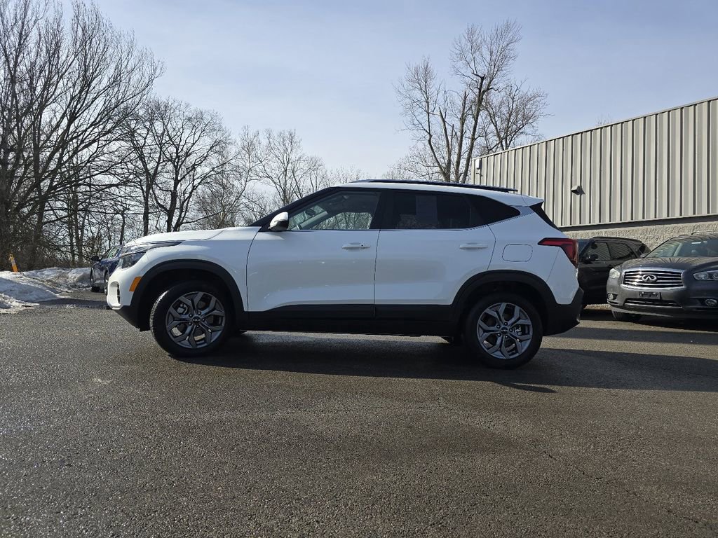 Used 2024 Kia Seltos S image 13