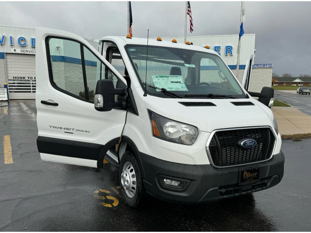 Used 2024 Ford Transit 350 Low Roof DRW w/ Exterior Upgrade Package image 25