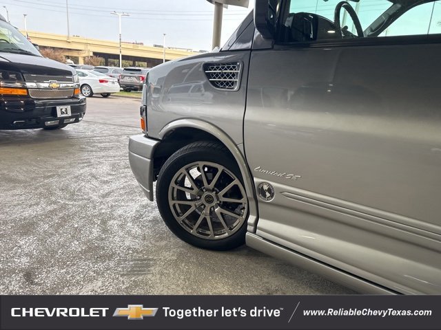 Used 2014 Chevrolet Express 1500 image 5