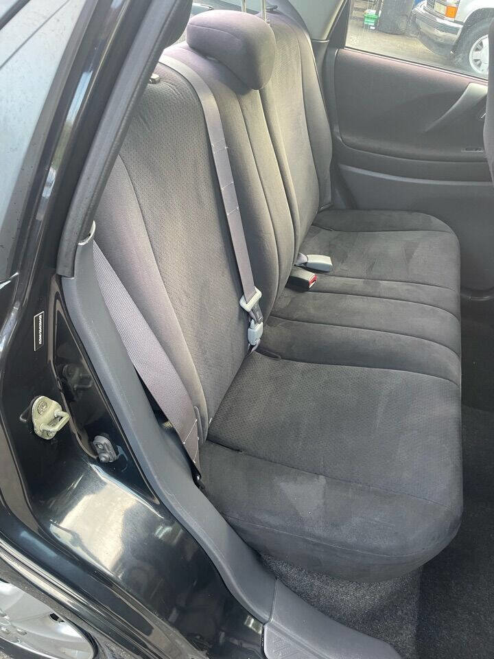 Used 2004 Suzuki Aerio S image 15