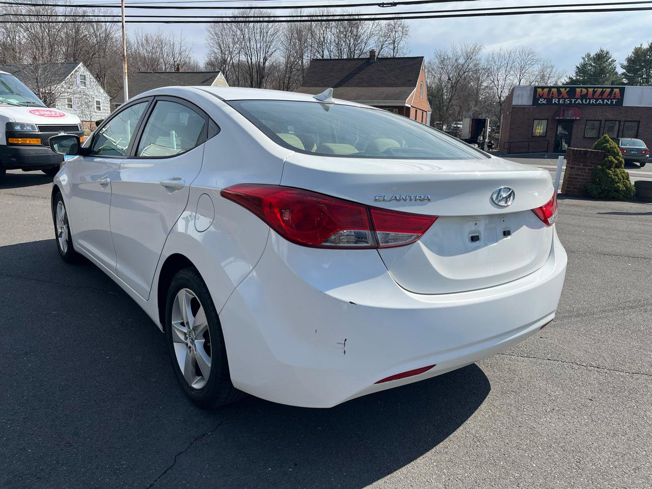 Used 2012 Hyundai Elantra GLS w/ Preferred Pkg 3 image 3