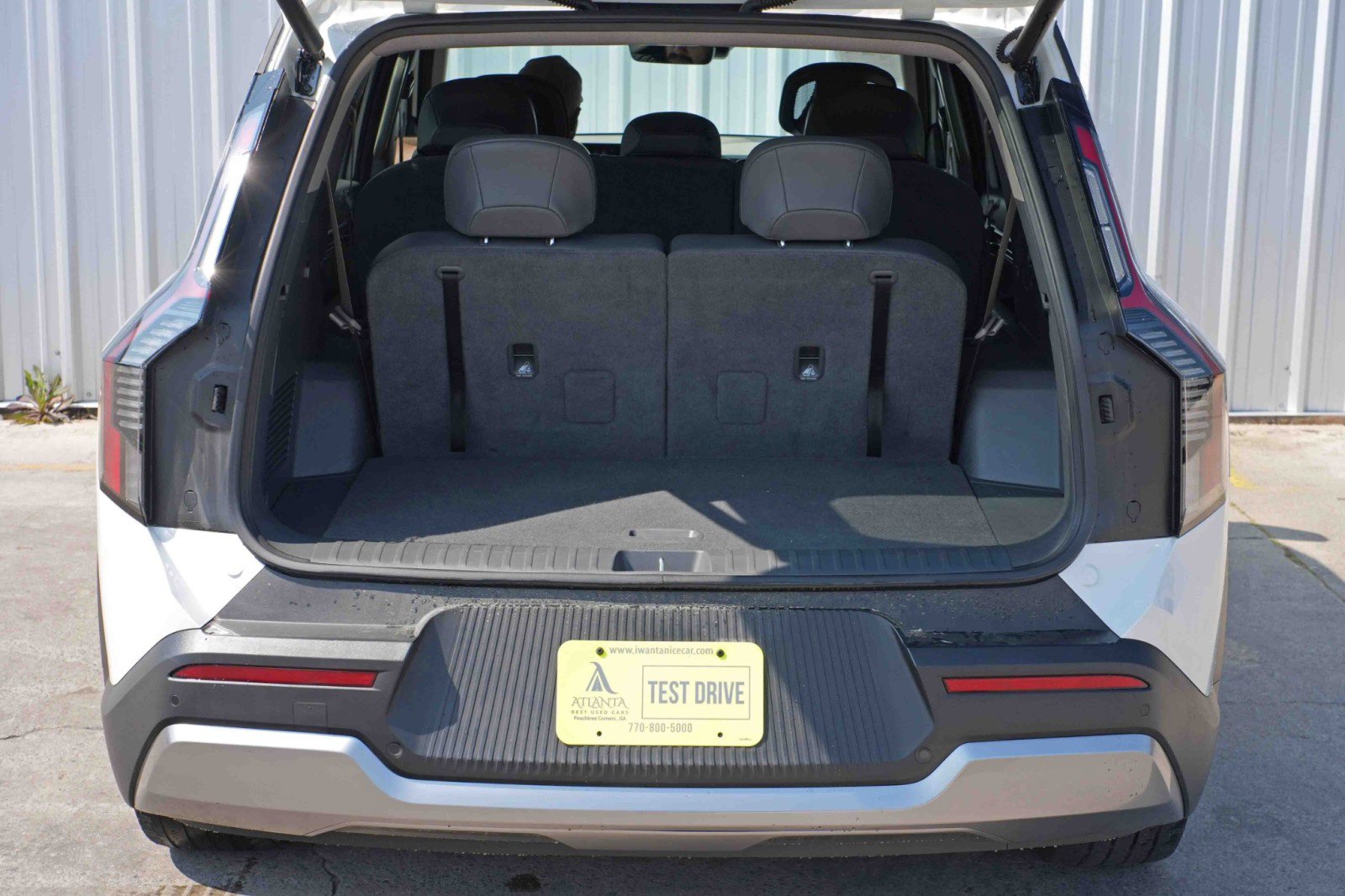 Used 2024 Kia EV9 Wind image 9