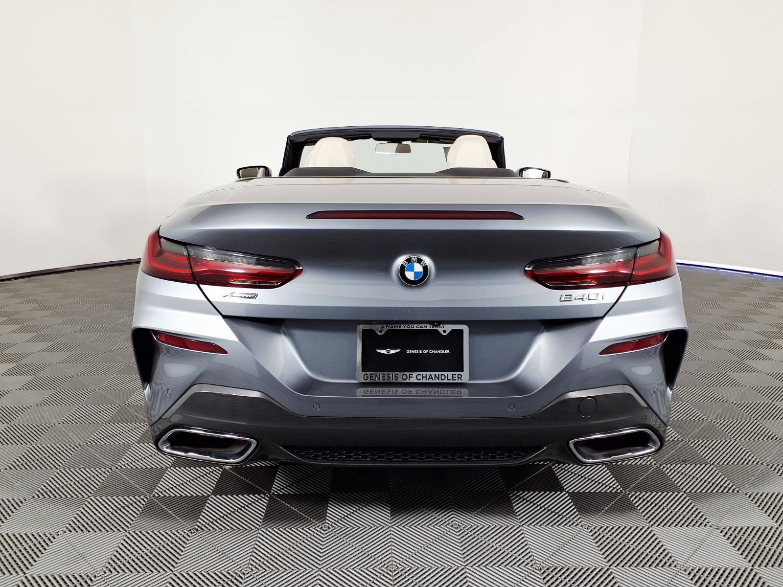 Used 2022 BMW 840i xDrive Convertible w/ Comfort Seating Package AWD/4WD image 5