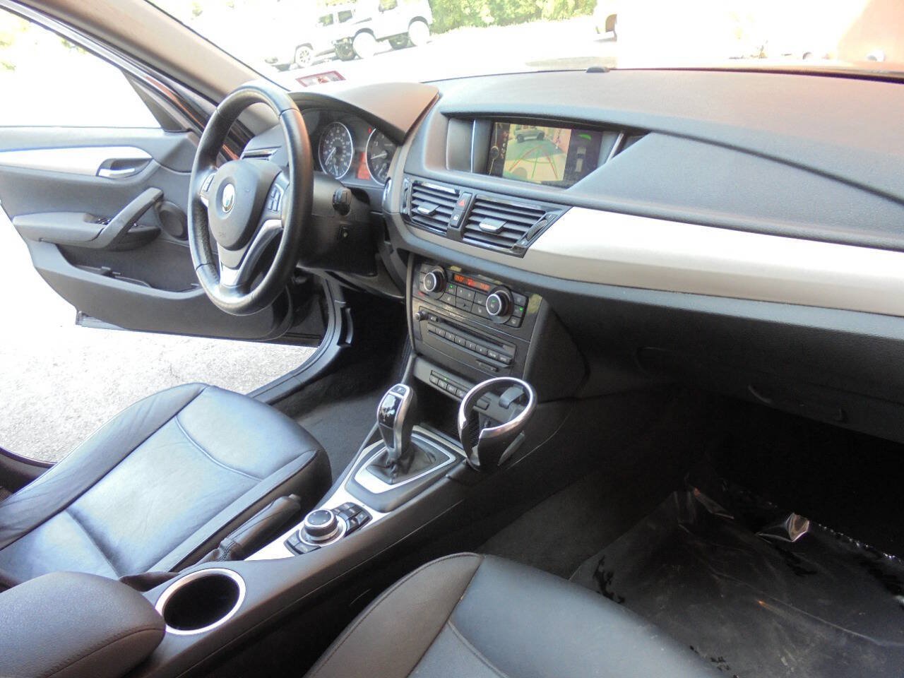 Used 2013 BMW X1 xDrive28i w/ Ultimate Pkg AWD/4WD image 9