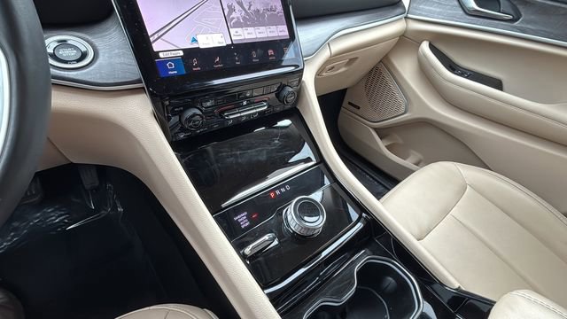 Used 2021 Jeep Grand Cherokee L Limited image 14