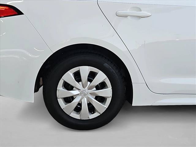 Used 2020 Toyota Corolla L FWD image 19
